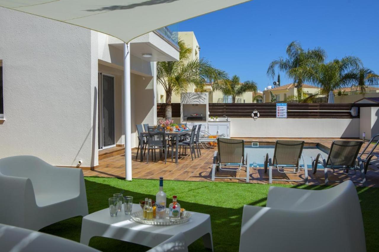 Tsokkos Family Villa - Pool Garden 2' Walk To Beach 普罗塔拉斯 外观 照片