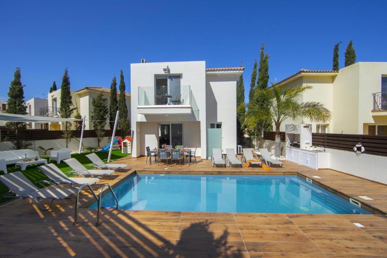 Tsokkos Family Villa - Pool Garden 2' Walk To Beach 普罗塔拉斯 外观 照片