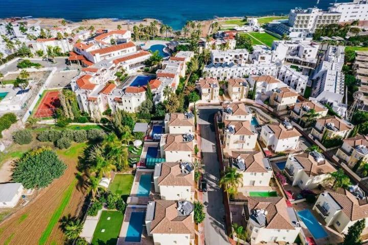 Tsokkos Family Villa - Pool Garden 2' Walk To Beach 普罗塔拉斯 外观 照片